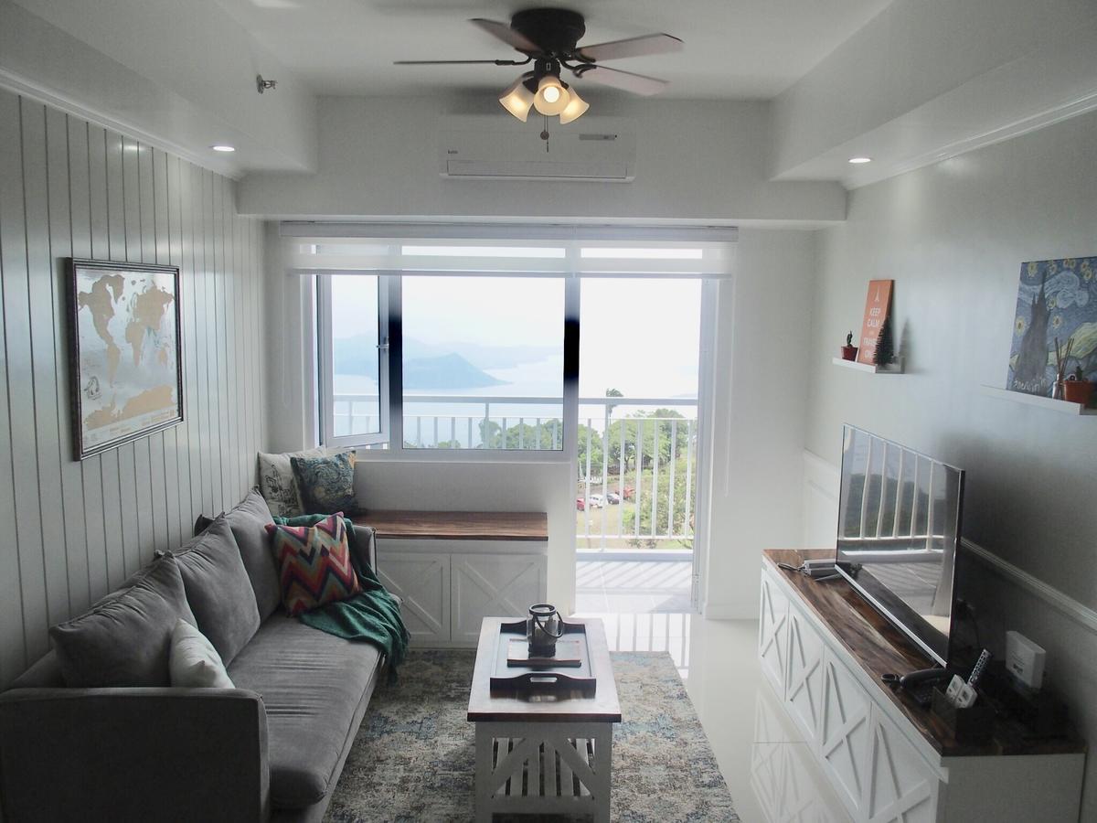 Cozy Family Suite With Stunning View Of Taal Tagaytay City Exterior foto